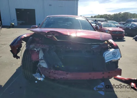 2018 Chrysler 300 Touring z USA, uszkodzony, nr VIN 2C3CCARG8JH341223